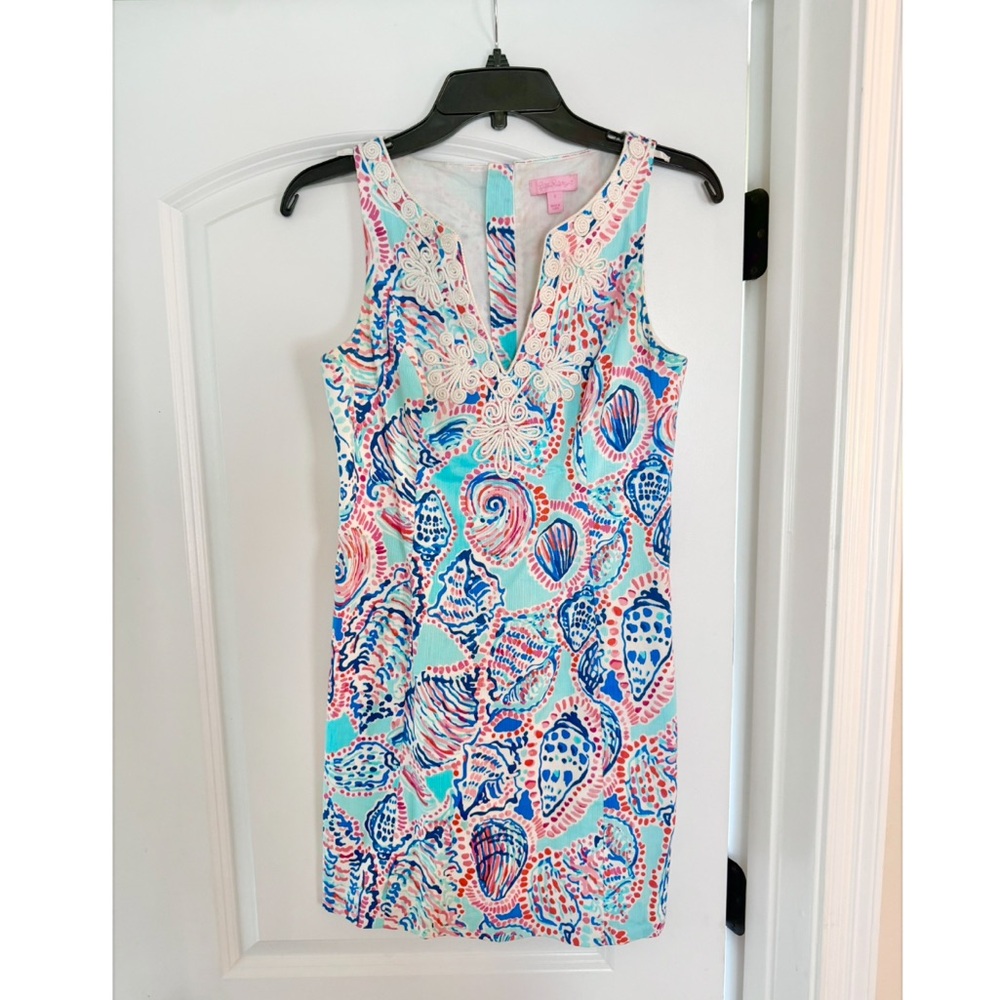 Lilly Pulitzer - Gabby shift dress / Shell me about it